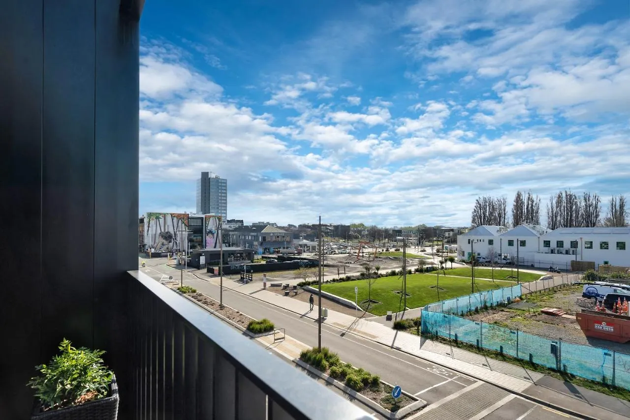Top Floor Luxury City Central W Sunny Balcony Christchurch Lägenhet