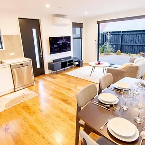 Apartment 2 Bed Paradise Near Hagley Park, Christchurch