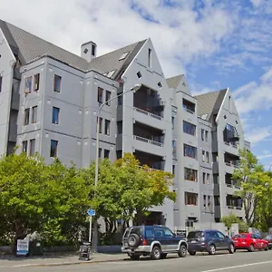Hotell Give, Christchurch